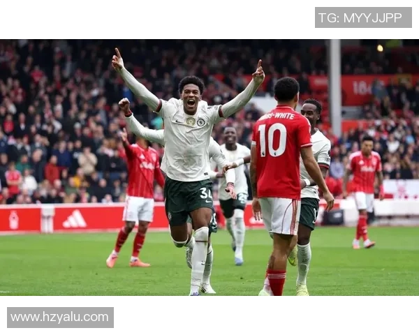 英超精彩对决那不勒斯凭帽子戏法力克利物浦全场沸腾