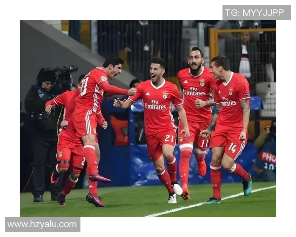 欧联杯激战：本菲卡与多特蒙德鏖战成平局引发全场热议集锦回顾