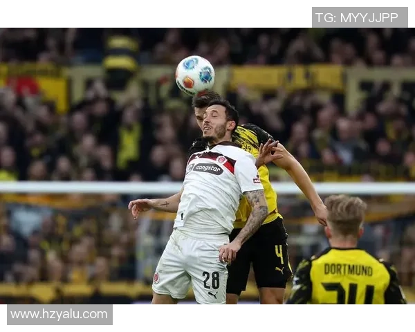 德甲激战：多特蒙德大胜波尔图乌龙球成比赛转折点引发热议